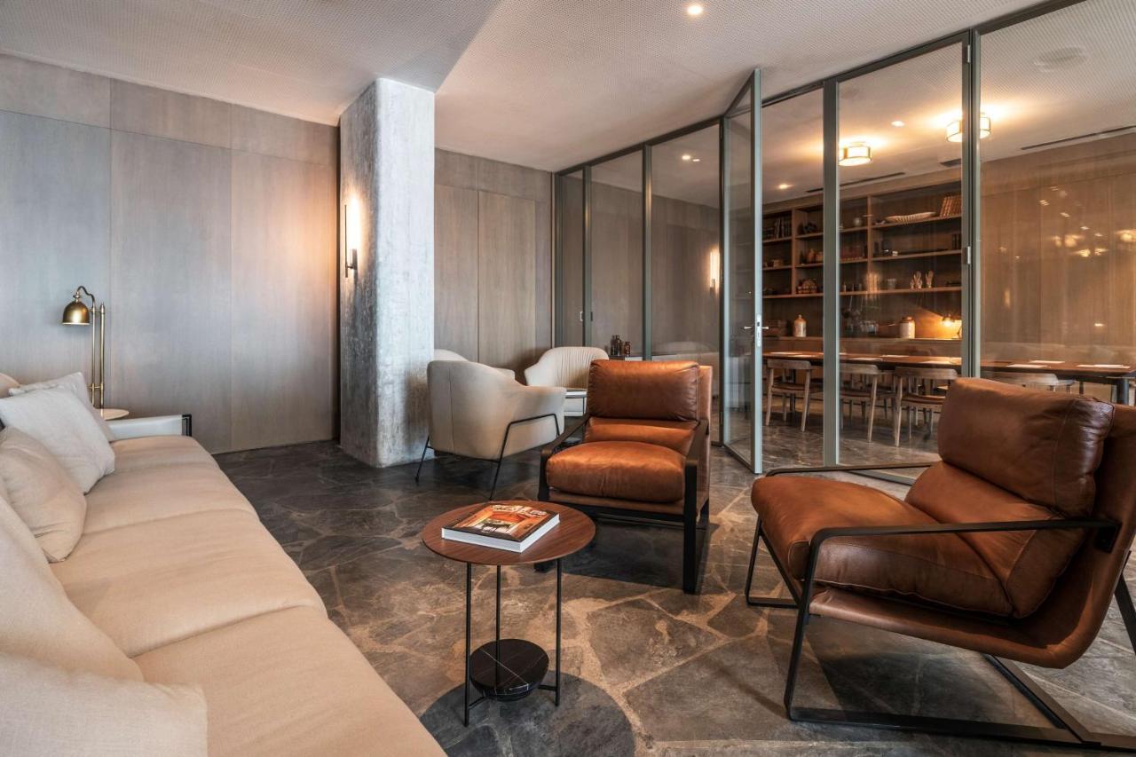 Costanero Hotel Montevideo - Mgallery Collection Eksteriør billede The Library at The Hari