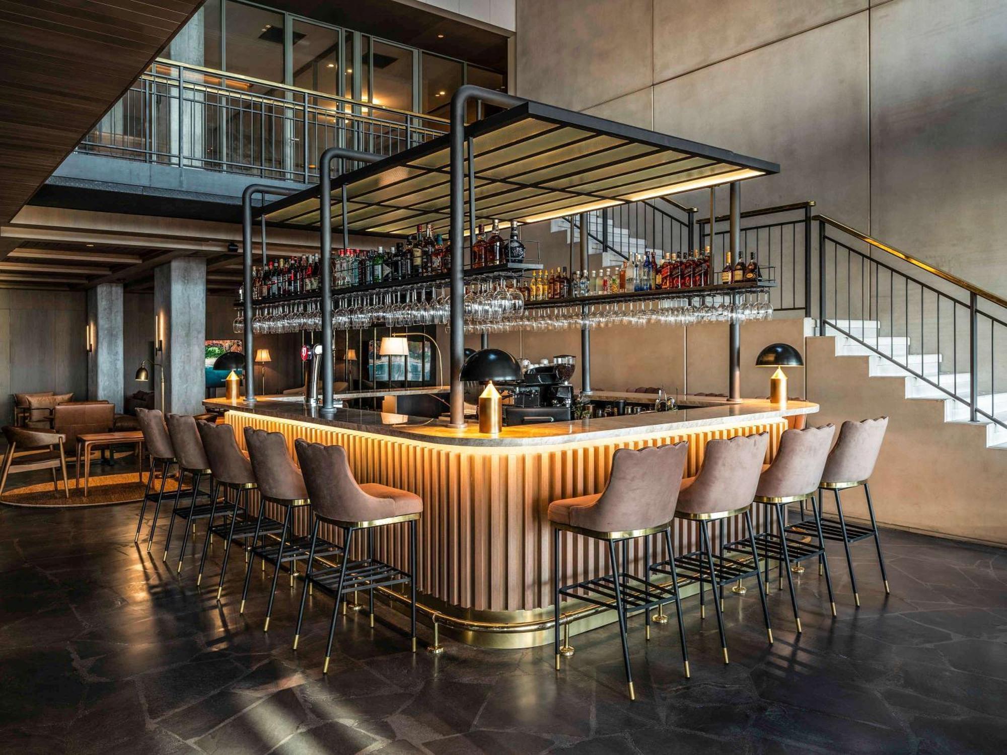 Costanero Hotel Montevideo - Mgallery Collection Eksteriør billede The bar at the 101 bar